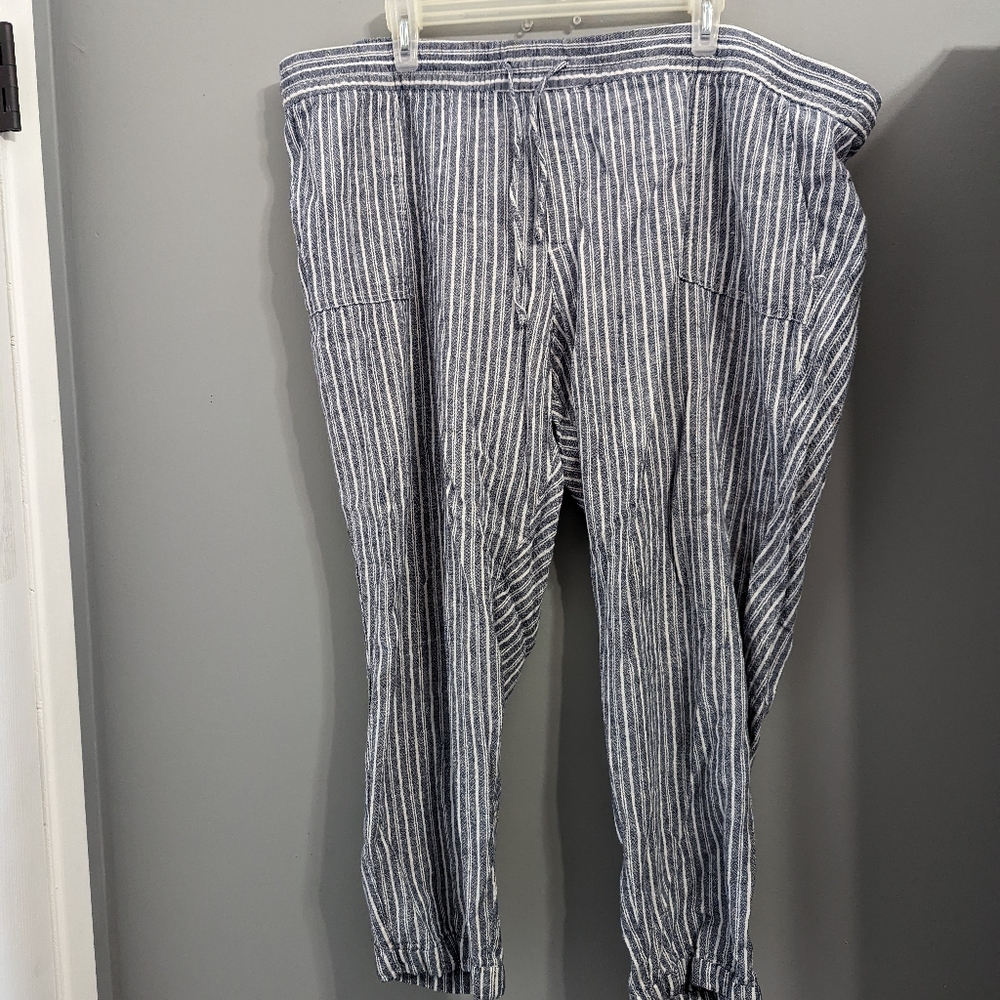 Jean blue and white striped old navy pants With Stretchy Waist XXL plus size